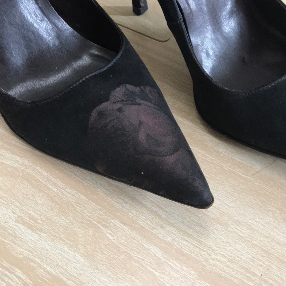 Heels - Picture 2 of 8
